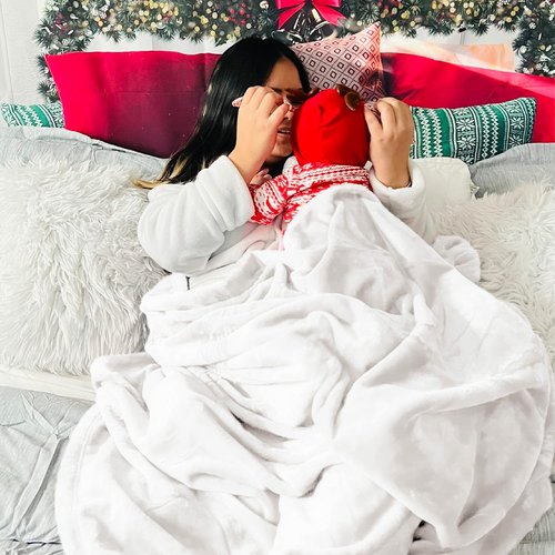Bedsure GentleSoft Fleece Blanket - Cozy California King Size White Plush Blanket, 102x96 Inches