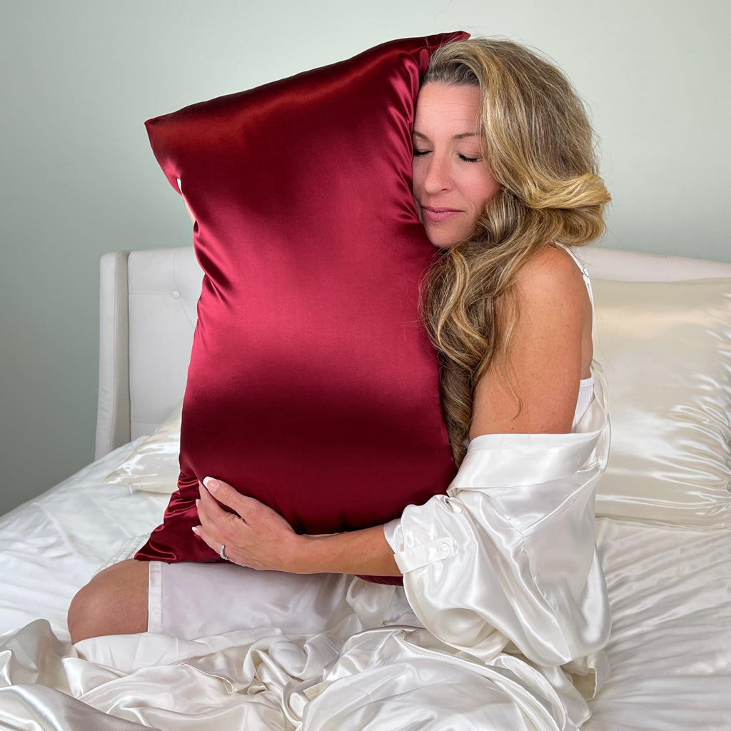 Mulberry Park 100% Silk Pillowcase - 22 Momme, Grade 6A Mulberry Silk - Hidden Zipper Closure - Cabernet - Standard (20" x 26")