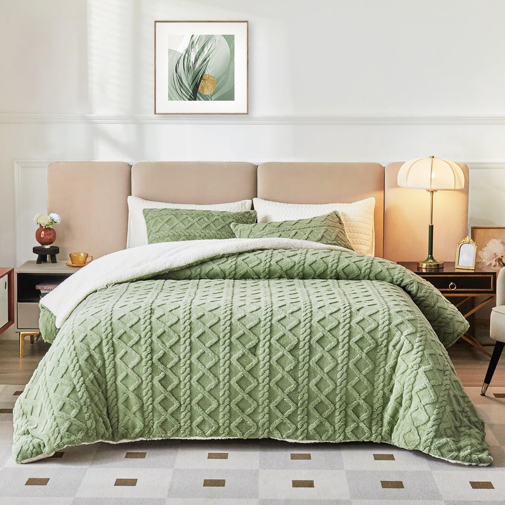 Joyreap 3-Piece Fluffy Faux Fur Sherpa Comforter Set Green, King Size Luxury Tufted Bedding Comforter Set, All Season Soft n Cozy Plush Comforter Bed Set- 100x88 inches