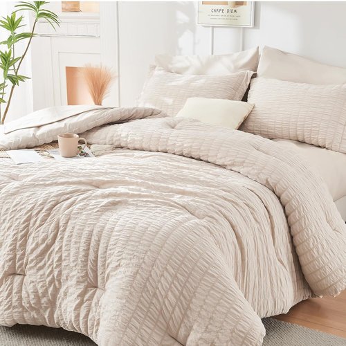 HYMOKEGE Queen Comforter Set - Lightweight 3-Piece Bedding Set with Down Alternative Comforter & Pillow Shams | Beige