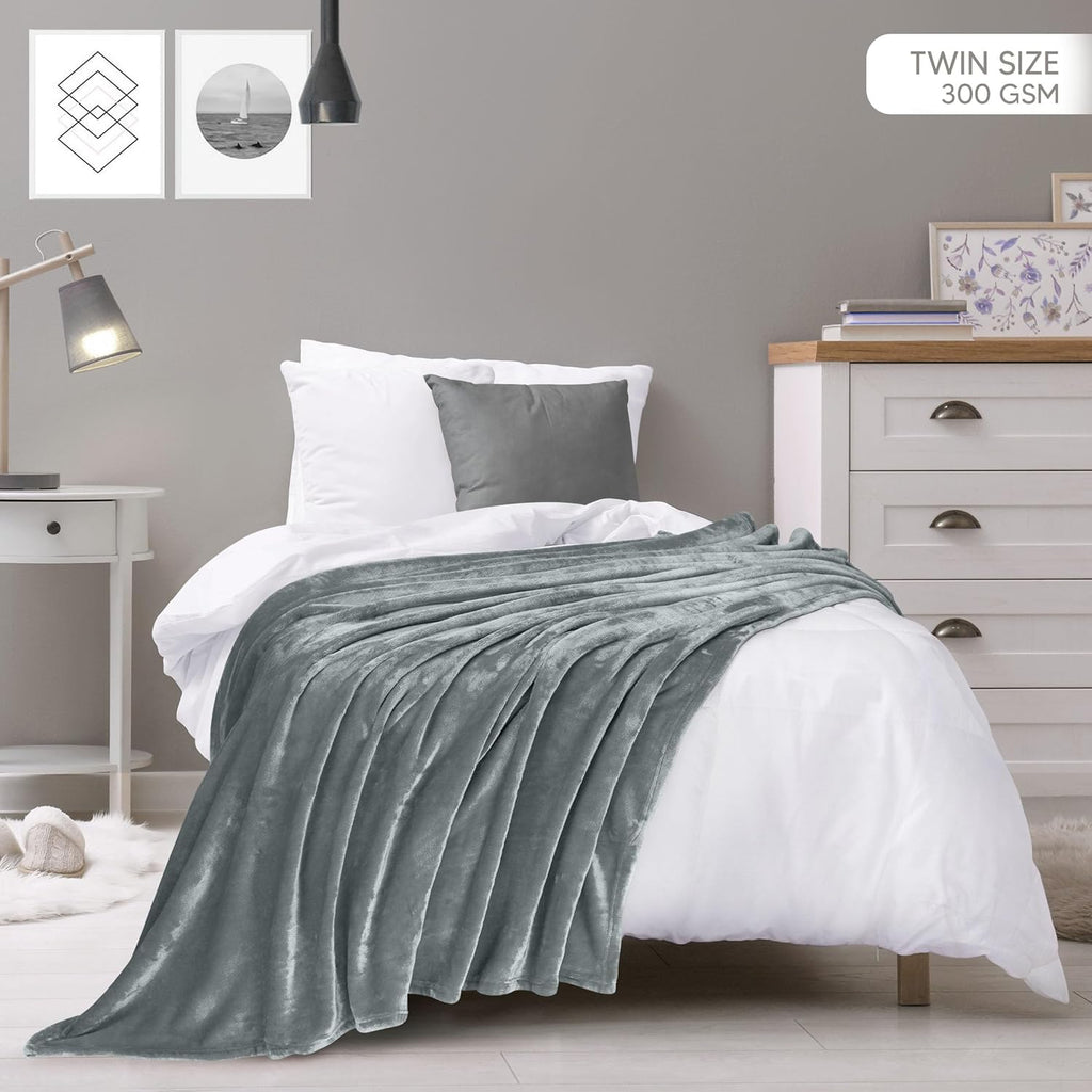 Utopia Bedding Fleece Blanket - Ultra Soft & Warm Twin Size Ash Grey (60x80 Inches) | Cozy All-Season Home Decor Gift