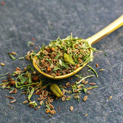Mrs.Patel's Lactation Tea, Chai Spice Blend, Rich and Sweet, For Breastfeeding and Pumping Moms, Drink Iced or Hot, Loose Leaf, Caffeine-Free, Gluten-Free, Dairy-Free, Fenugreek-Free (1 Pouch)