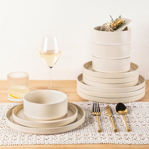 TheTerra Ceramic Dinnerware Sets for 4, 12 Pieces Handmade Reactive Glaze Plates and Bowls Set, Scratch Resistant Dish Set, Oven & Microwave & Dishwasher Safe, Matte White