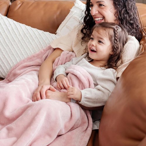 Bedsure GentleSoft Fleece Blanket - Cozy Lightweight Plush Full Size Pink Microfiber, 84x90 Inches