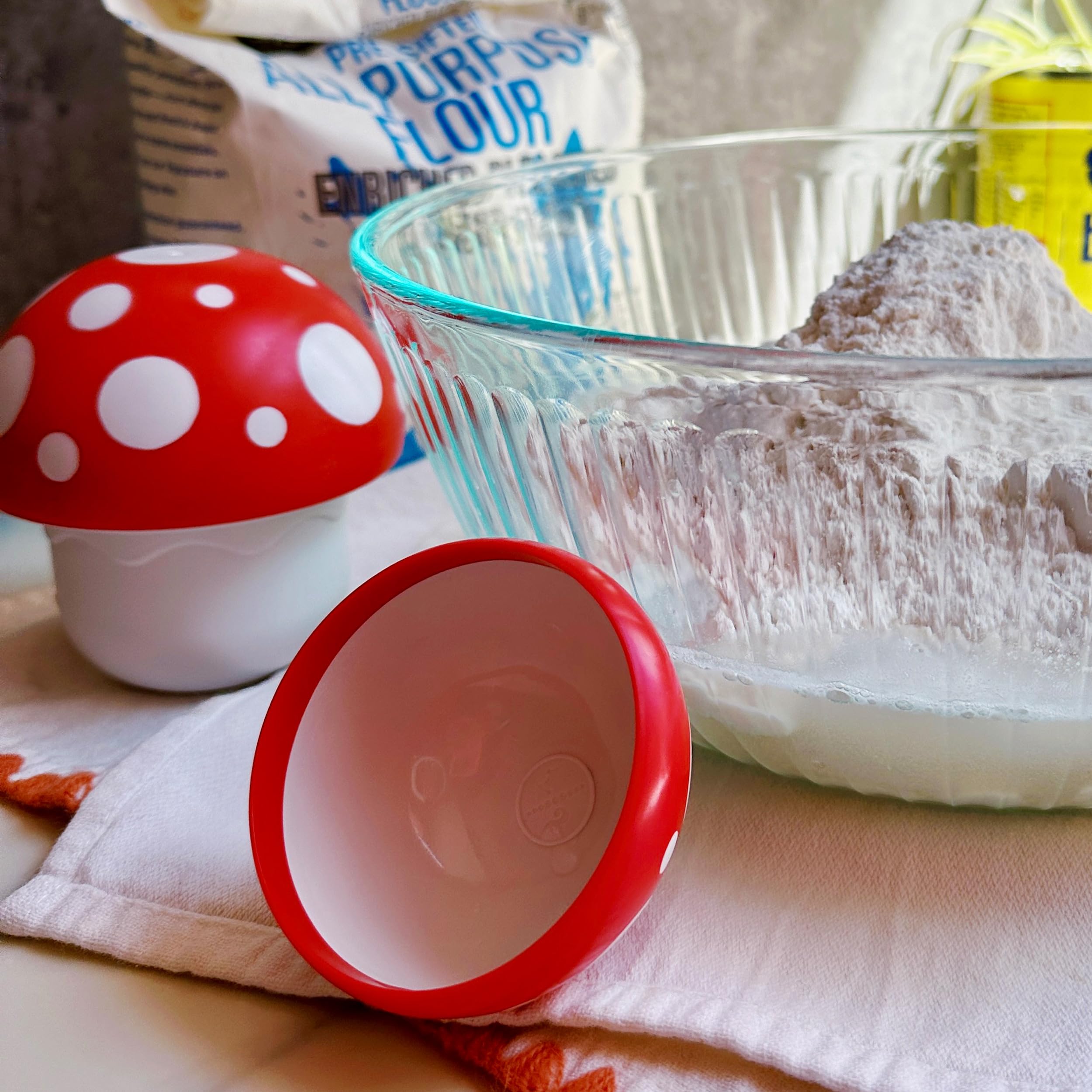 Genuine Fred Nesting Mushroom Measuring Cups, Set of Fun and Functional Kitchen Measuring Tools, Space-Saving Design with Unique Mushroom Shape