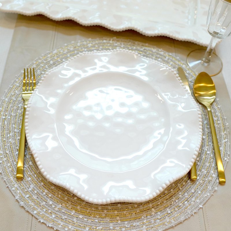 Perlette Off-White Melamine Dinner Plates – Set of 4, 11" Elegant Beaded Design, Unbreakable & Heavyweight – Indoor & Outdoor Use, Perfect for Dining, BBQs, Picnics, Weddings & Everyday Meals
