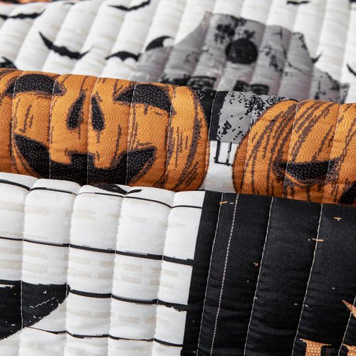 Cmfshape Halloween Quilt Set Bedspread Set,3 Piece Halloween Black Cat Pumpkin Spider Skull Themed Bedding Set King Size,Reversible Coverlet Set with 2 Pillow Shams (King 104"x90")