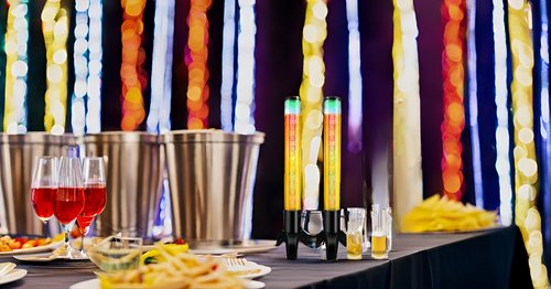 Drink Tower: 3L Mimosa Tower Dispenser with Ice Tube and LED Light, 100oz/3.17 Qt Tabletop Beer Dispense for Parties Bars Pubs Restaurants (1.5L-2PCS)