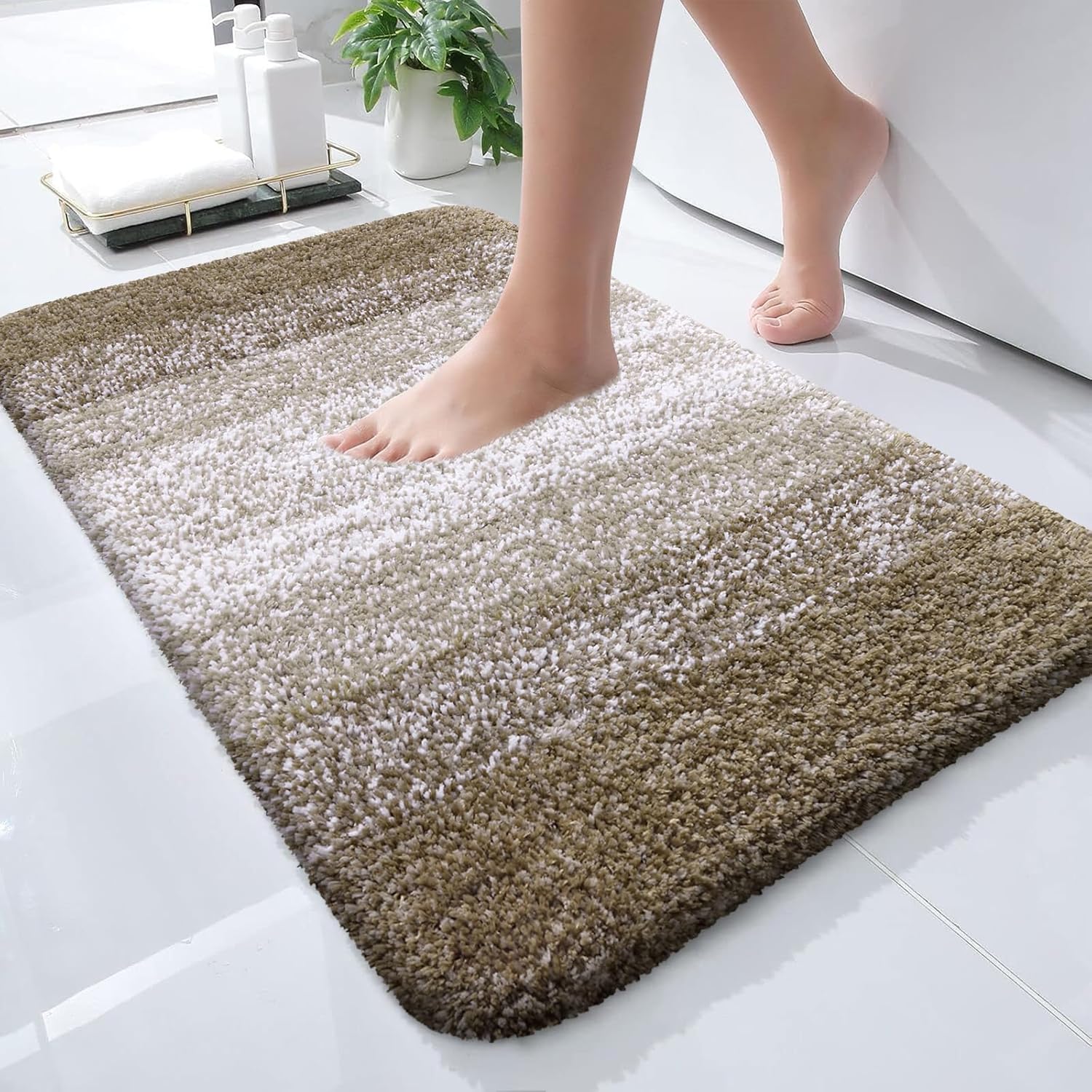 OLANLY Bathroom Rugs Mat - Extra Soft Microfiber, Quick Dry & Machine Washable - 24x16 Coffee Color