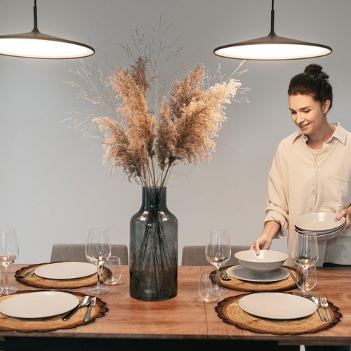 30 Pcs Disposable Wood Grain Placemats, Rustic Brown Decorative Round Placemats for Birthday Party Table Setting Supplies Decoration