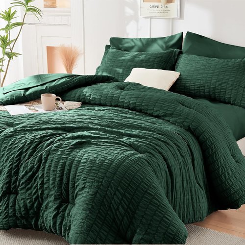 HYMOKEGE Emerald Green Queen Comforter Set - 7-Piece All-Season Luxury Bedding Set with Sheets & Pillowcases
