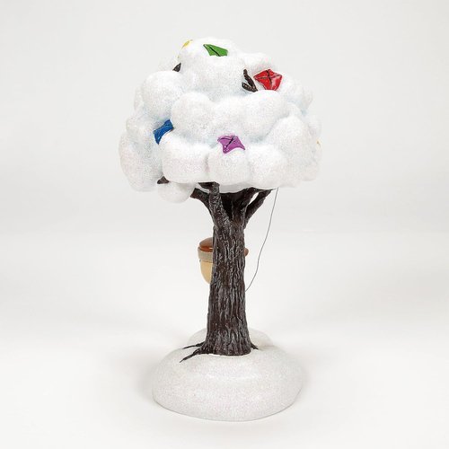 Department 56 Peanuts Village Figurine - Charlie Brown & Kite Eating Tree - 6.9 Inch, Multicolor