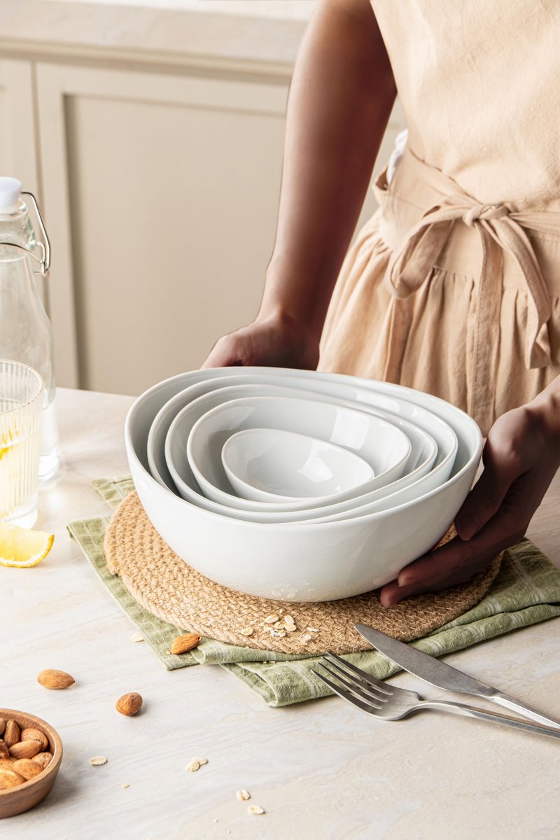 Familywood Small Porcelain Bowls, 11 OZ Ceramic Serving Bowls for Dessert, Set of 6 Plates for Condiment Ice Cream, Soup Sauce, Rice, Fruits, Portions Dish, Pure White (5 Inch(11 Ounce))