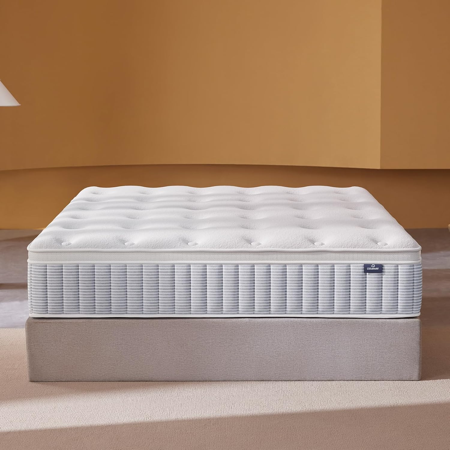 Skiennix Queen Mattress - 14 Inch Hybrid Memory Foam with Reinforced Edge Support & Zoned Coils