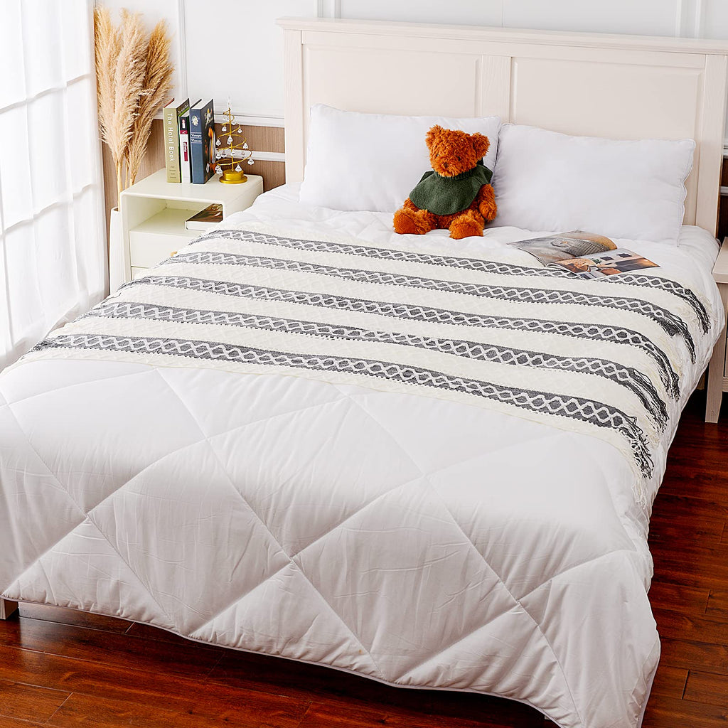 Quinnsus Knit Soft Lightweight Decorative Bed Throw Blankets, Jacquard Textured Boho Summer Throw Blanket with Tassels for Bed, Sofa and Living Room (Grey, 50 x 60 inches)