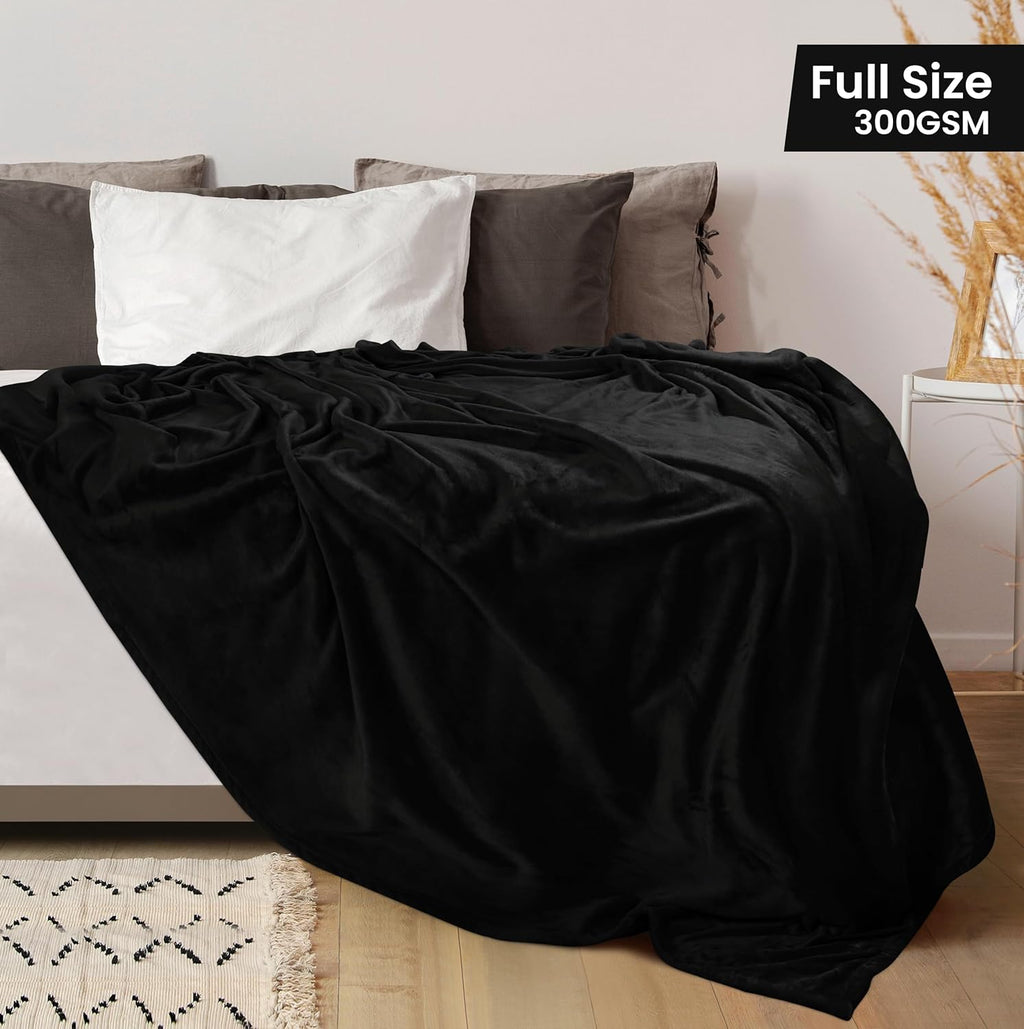 Utopia Bedding Fleece Blanket - Full Size Luxury Soft Black Microfiber | 300GSM Anti-Static (90x84 Inch)