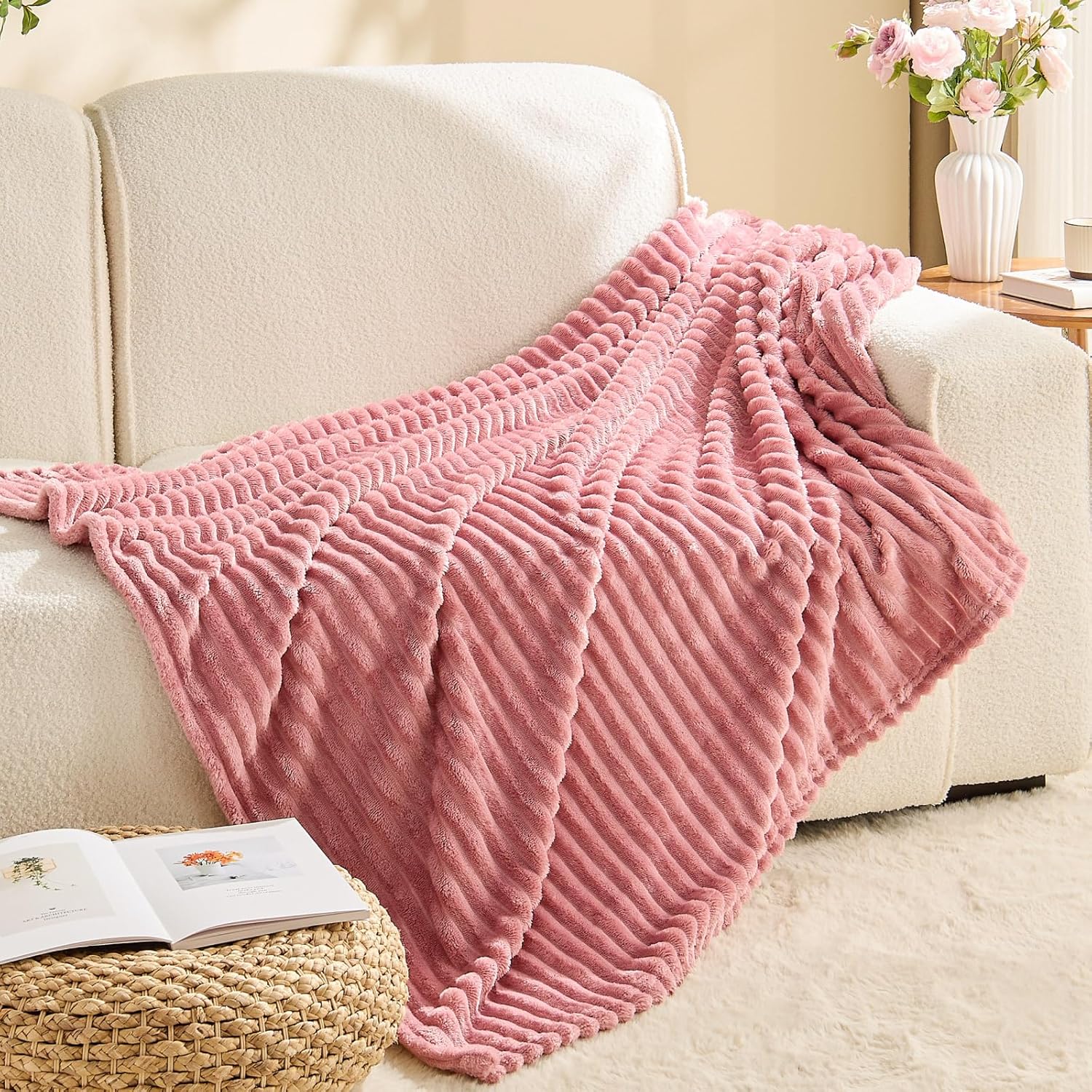 BEDELITE Fleece Throw Blanket - Soft & Warm 3D Ribbed Jacquard Design | Cozy Pink 50x60 Inch Plush Blanket