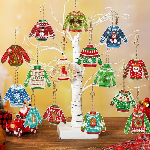 Estune 15 Pcs Christmas Keychain Kits - 5D DIY Diamond Art for Holiday Decor & Crafts
