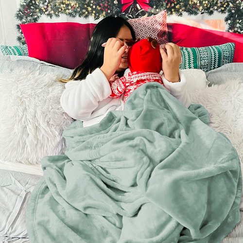 Bedsure GentleSoft Fleece Bed Blanket - Soft, Lightweight, Plush Luxury in Sage Green | 84x90 Inches