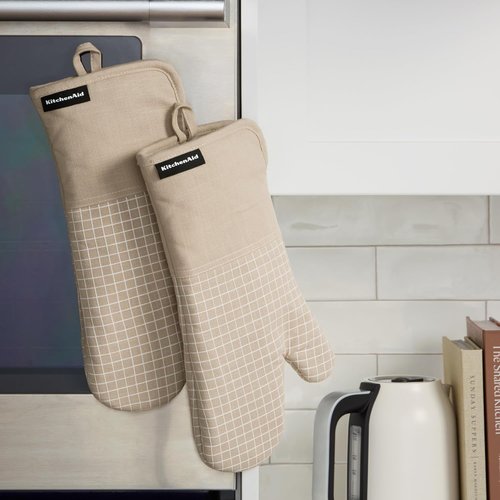 KitchenAid Gourmet Series Oven Mitts - Heat Resistant Up to 600°F | Soft Silicone Grip, Milkshake Tan, 2-Pack Set