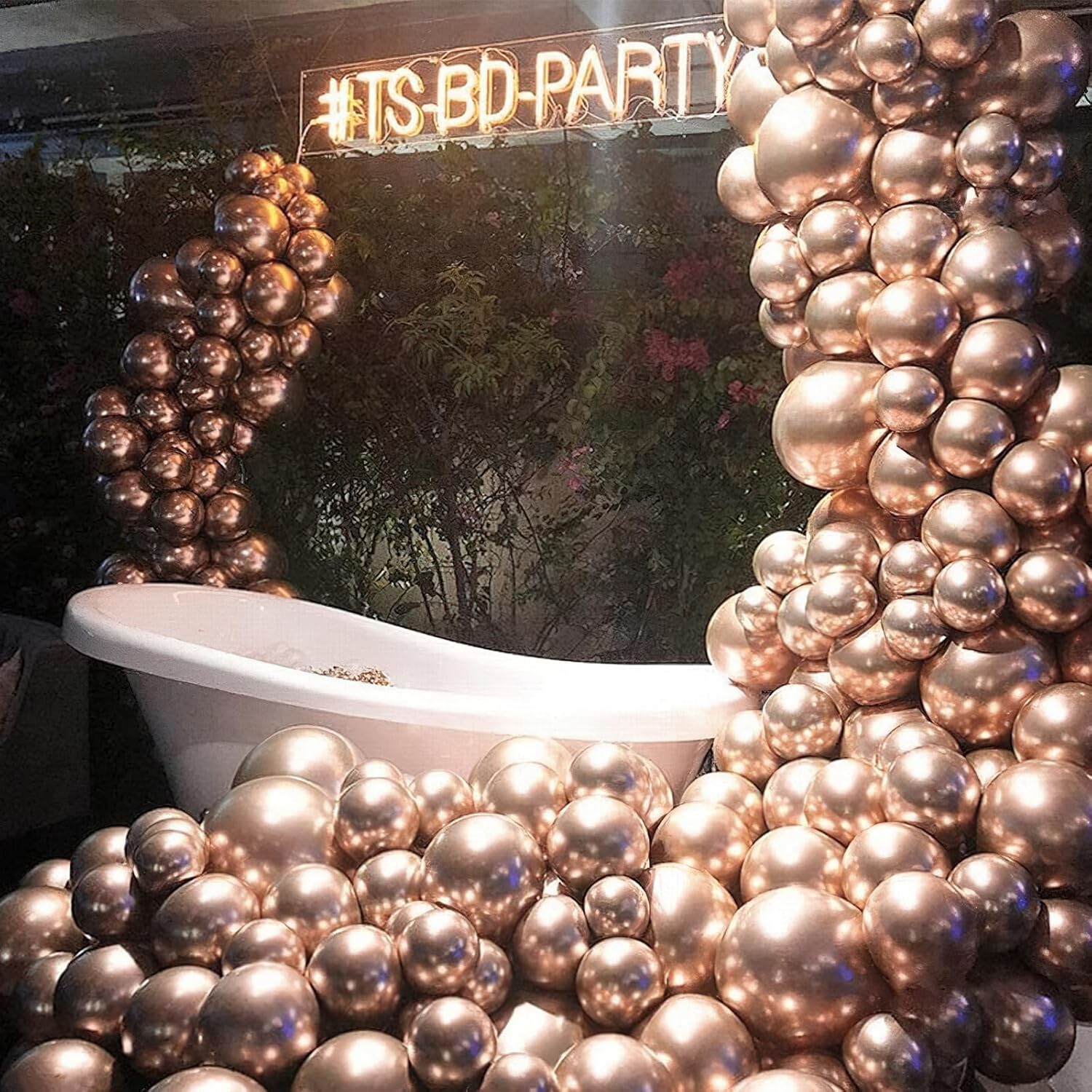 PartyWoo Metallic Rose Gold Balloons - 140pcs Chrome Balloon Arch Kit for Birthday & Anniversary Decor | 18", 12", 10", 5" Sizes