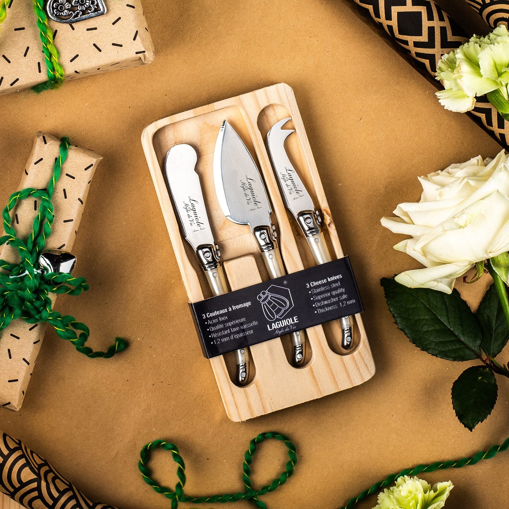 Laguiole Style de Vie Cheese knives Premium Line, set of 3, mother of pearl color