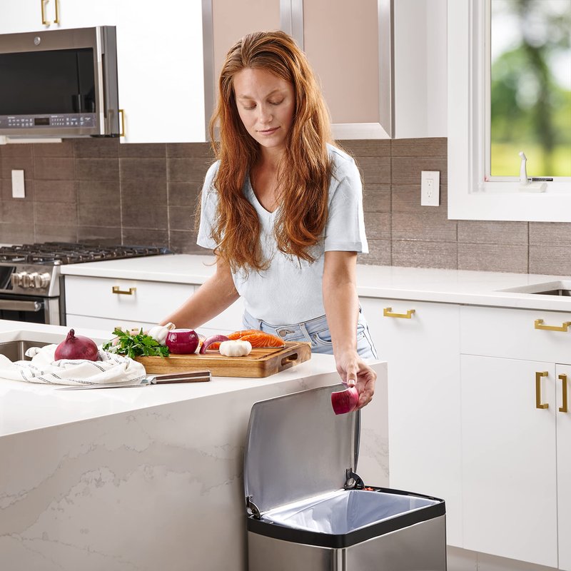 Plasticplace Custom Fit Trash Bags, Compatible with simplehuman Code Y (200 Count) White Drawstring Garbage Liners 30.4 Gallon/ 115 Liter, 28.5" x 39"