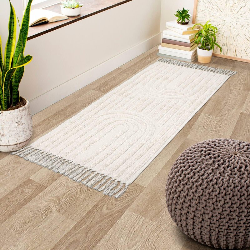 LEEVAN Boho Runner Rug 2'x6' Washable Rug Runners for Hallway Khaki, Durable Kitchen Rugs Tufted Cotton Bedroom Floor Carpet with Tassels Handmade Farmhouse Accent Rug Bohemian Living Room Rugs