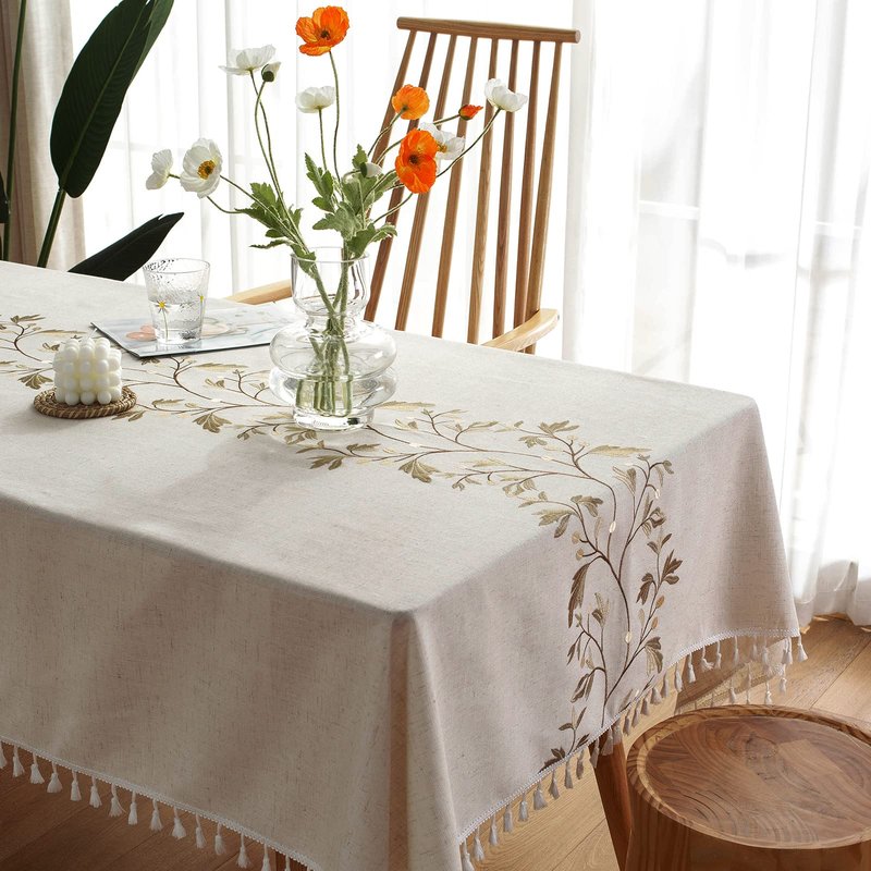 TEWENE Tablecloth, Spring Wrinkle Free Table Cloth Rectangle Farmhouse Linen Table Cover for Picnic, Party, Outdoor (55''x86''/6-8 Seats/Brown Vine)