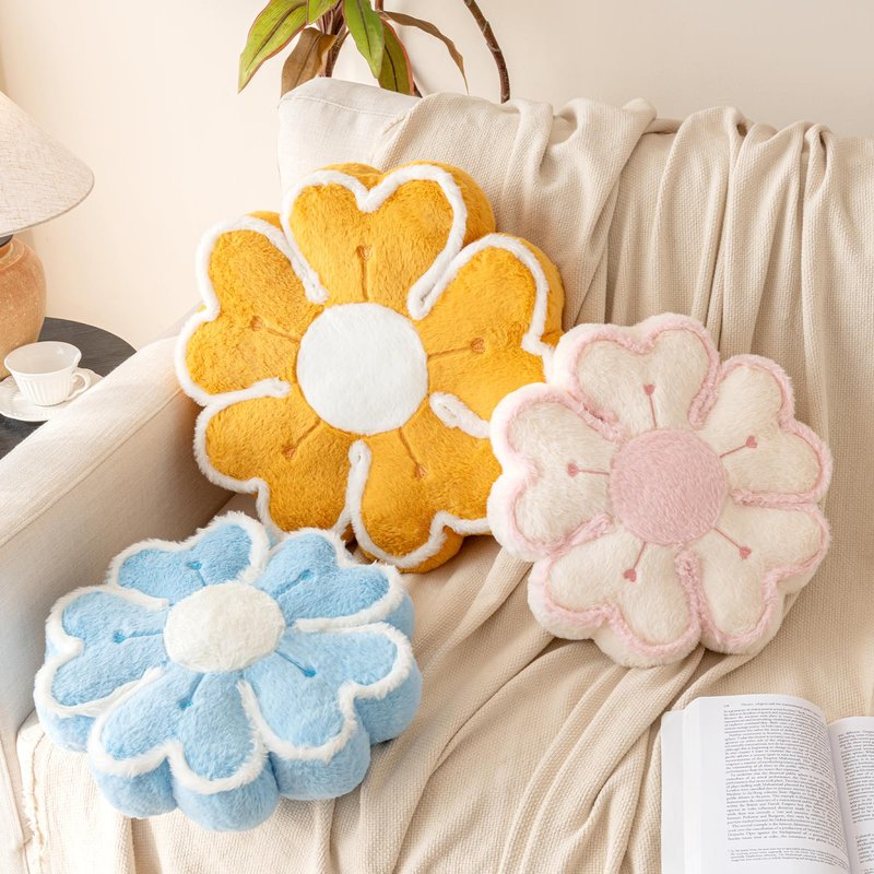 Znhinery Flower Shaped Decorative Throw Pillow Cushion for Bed Couch, Cute Flower Plush Throw Pillows Home Decor Floor Pillow Seating Cushions (Dark Yellow, 13.7 Inches)