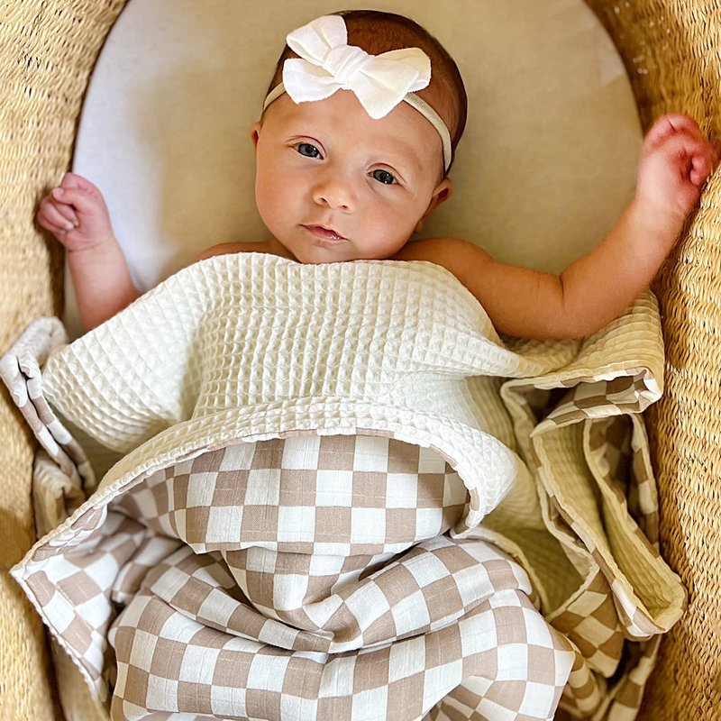 LifeTree Waffle Baby Blankets Neutral, Muslin Checkered Swaddle Blanket for Boys Girls, Fitted Crib Sheets Infant Newborn, 70% Viscose from Bamboo and 30% Cotton