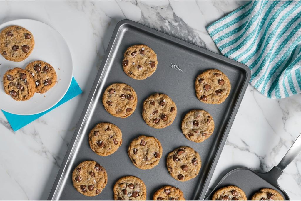 Wilton Silver Non-Stick Baking Sheet - Large Cookie & Roasting Pan, PFAS-Free, 17.25 x 11.5 Inch