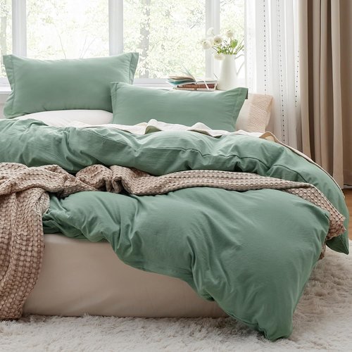 Bedsure Sage Green Duvet Cover Set | Extra Soft Prewashed Cotton-Like Polyester - Queen Size 3 Pieces (90x90 Inches)