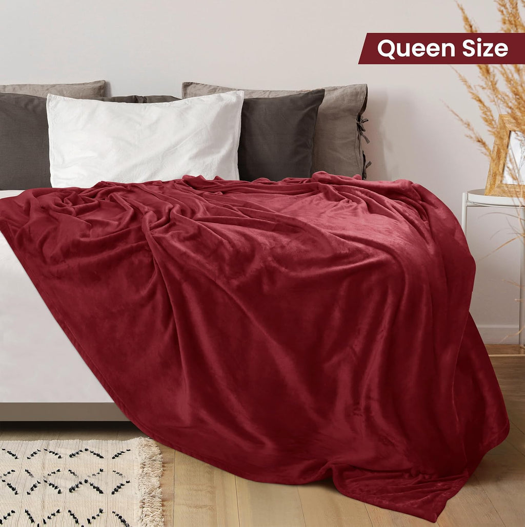 Utopia Bedding Fleece Blanket - Luxury Soft Microfiber Queen Size in Burgundy | 300GSM (90x90 Inch)