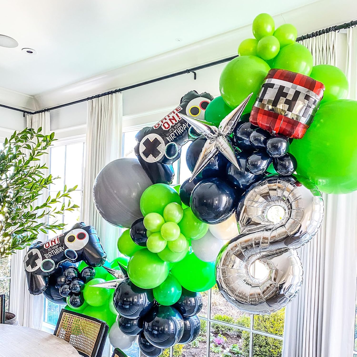 Voircoloria Green Balloon Garland Arch Kit - 90-Pack in Various Sizes for Graduation, Weddings & Parties