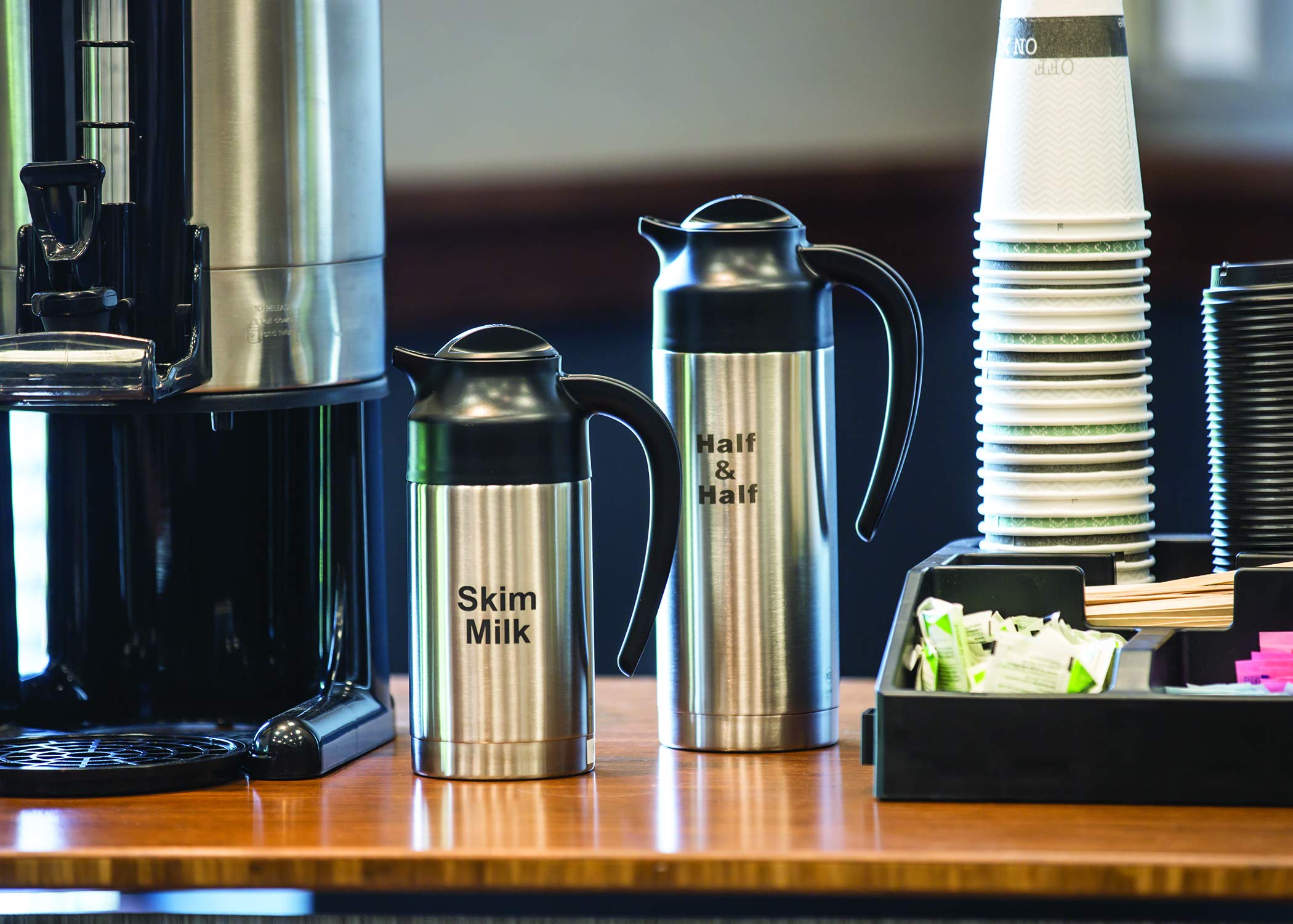 Service Ideas S2SN100HHET Steelvac Creamer Carafe,"Half & Half" Etched, Stainless Vacuum Insulated, 1 Liter (33.8 Ounces), Dishwasher safe, NSF listed, Brushed finish