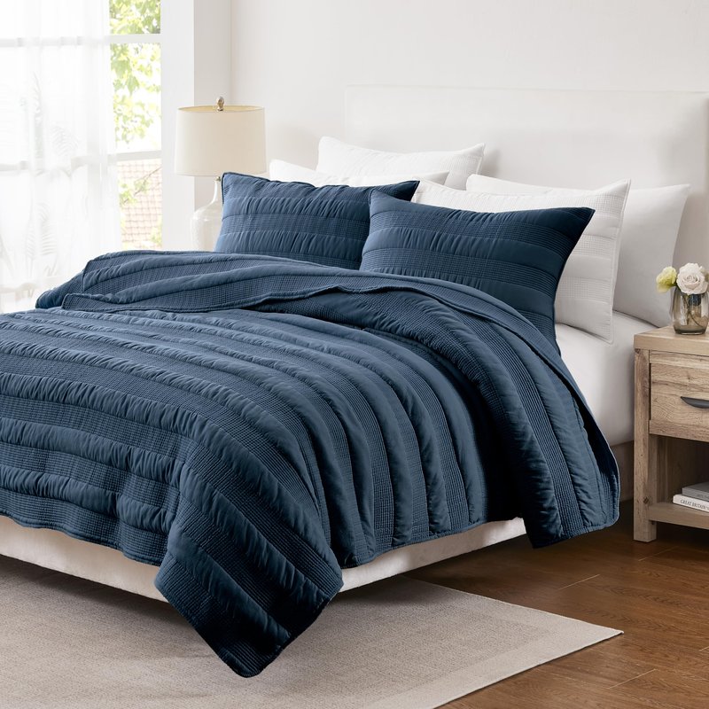 Navy Blue Striped Twin Size Quilt Set, Lightweight Pick Stitch Bedspread with 1 Sham, Soft Cloud Chambray Farmhouse Country Textured Coverlet Rustic Thin Comforter Spring Summer, 2-Piece Bedding Set