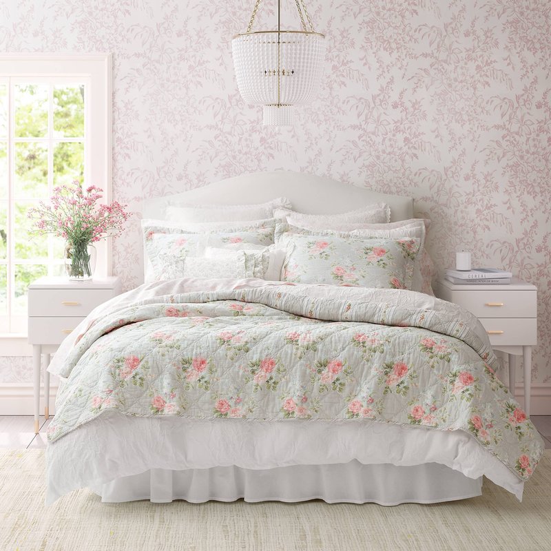 Laura Ashley- Queen Quilt Set, Reversible Cotton Bedding with Matching Sham(s), Lightweight Home Decor for All Seasons, Coquette Room Decor (Melany Pink, Queen)
