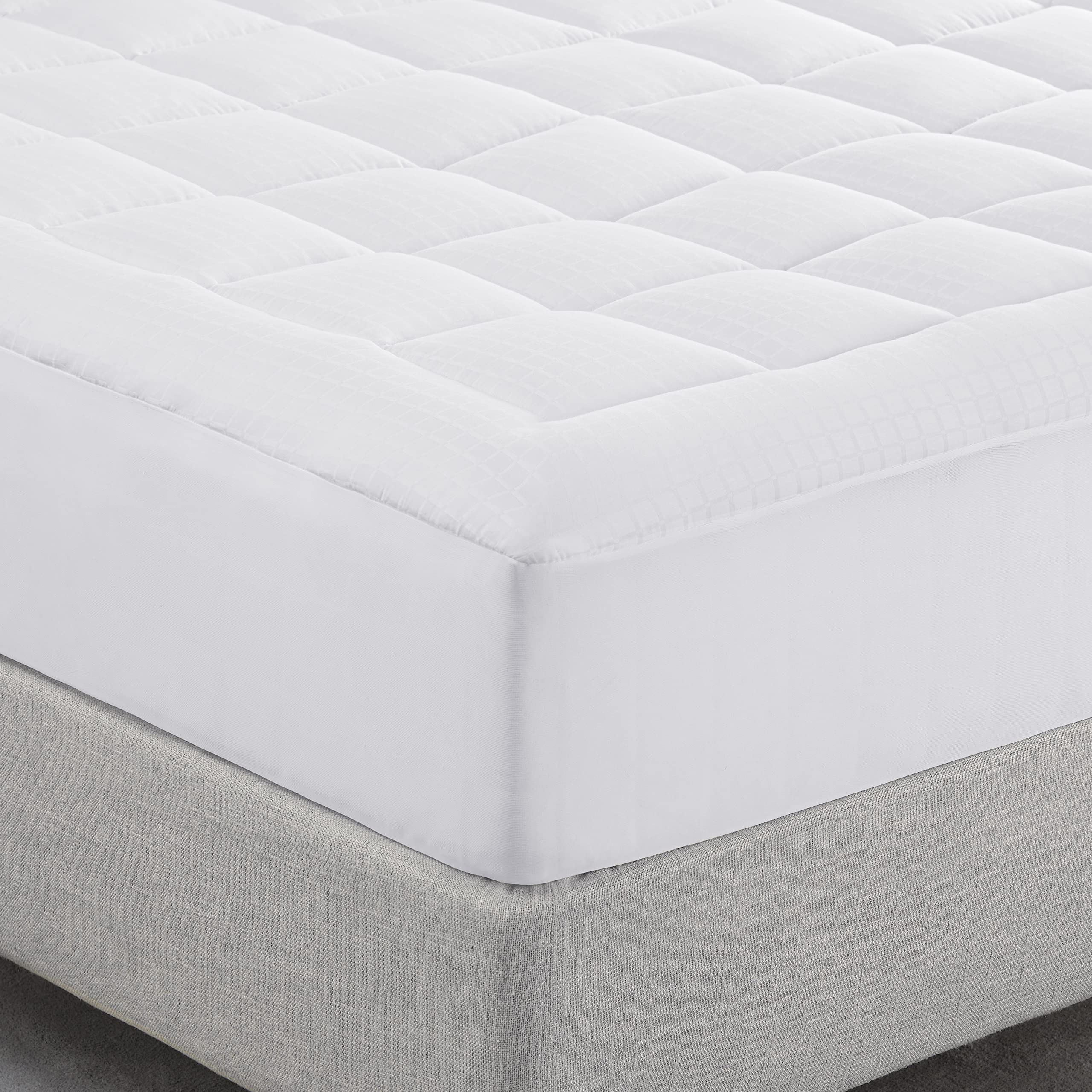 Serta ComfortSure Queen Mattress Cover, Fitted Pillow Top Mattress Pad, Super Soft and Breathable Quilted Cotton Protector with 18" Elastic Deep Pockets for Secure Fit, White