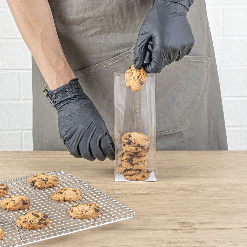 Restaurantware Flat Bottom Heat Seal Sandwich Bags Heat Sealable Food Bags - Gusset Bag with Paper Insert - Clear - 3 x 2 x 8 Inch - 100ct Box - Bag Tek
