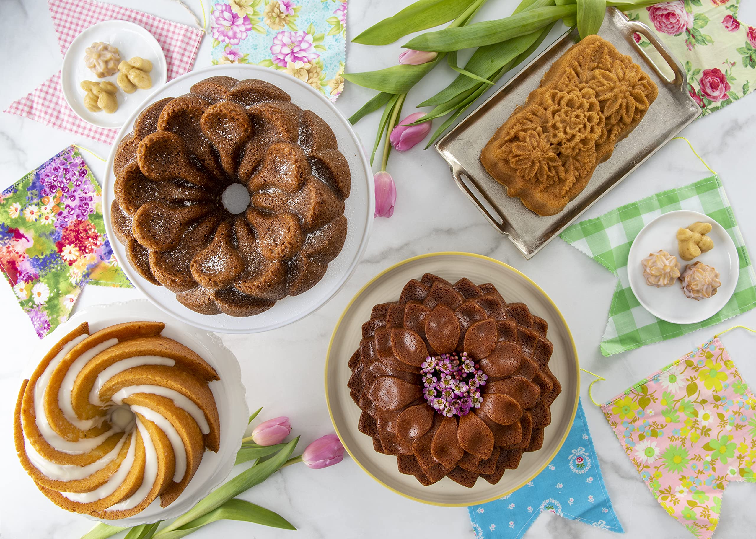 Nordic Ware Magnolia Bundt, 10 Cup, Toffee