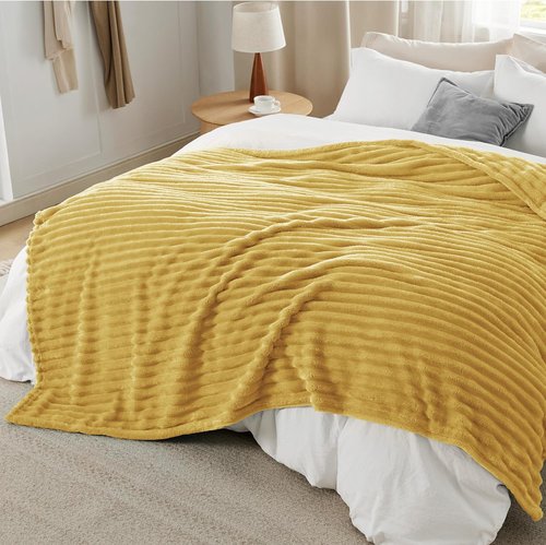 Bedsure GentleSoft Full Blanket - Cozy Yellow Fleece Throw for Couch, Perfect Gift for Women | 84x90 Inches
