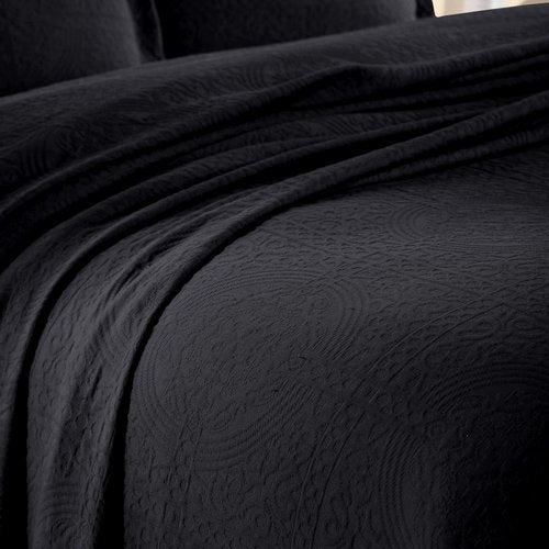 Superior Cotton Fleur De Lis Bedspread Set, Warm Blankets, All-Season Bedding, Bedroom Decor, Decorative Boho Medallion Coverlet, Includes 1 Bedspread, 2 Pillow Shams, Queen, Black
