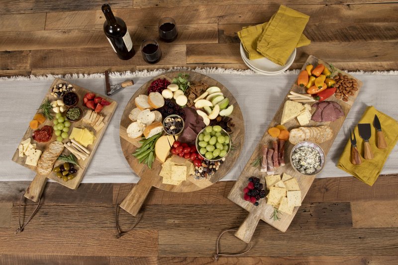 TOSCANA - a Picnic Time brand - Ravi Rectangle Charcuterie Board, Wood Serving Platter, Cheese Board, (Mango Wood)