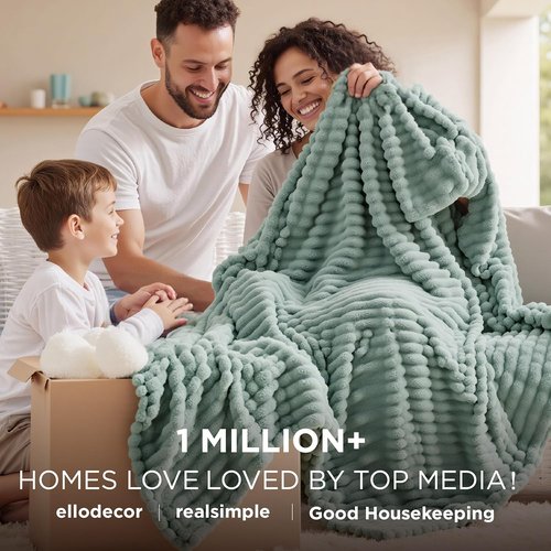 Bedsure GentleSoft California King Size Blanket - Cozy Sage Green Throw, 102x96 Inches