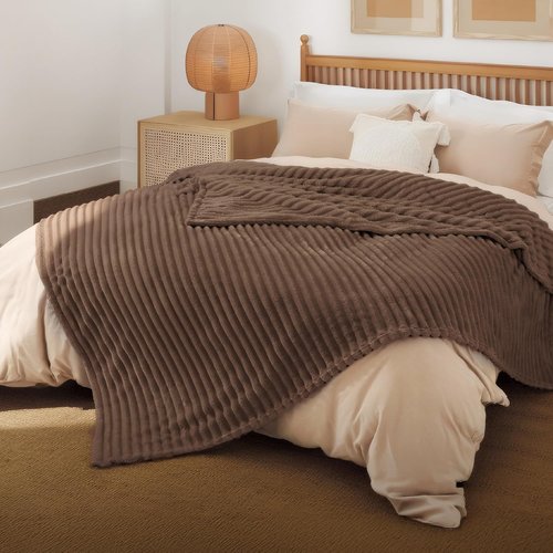 Bedsure GentleSoft Brown Fleece Blanket - Cozy, Soft Couch Throw for Women | 108x90 Inches