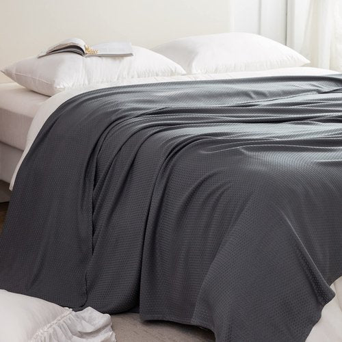 AmyHomie Cooling Blanket King Size, 100% Rayon Derived from Bamboo, Cool Summer Blanket for Hot Sleepers, Soft Comfy Lightweight Blankets for All Seasons (Dark Gray, 90×108in)