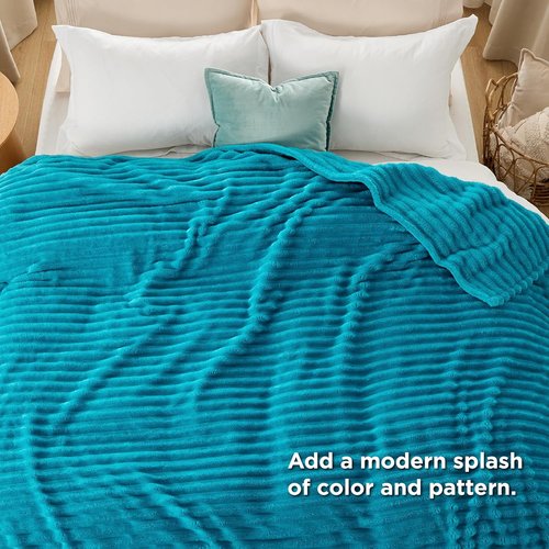 Bedsure GentleSoft Teal California King Blanket - Cozy Soft Fleece Throw, 102x96 Inches