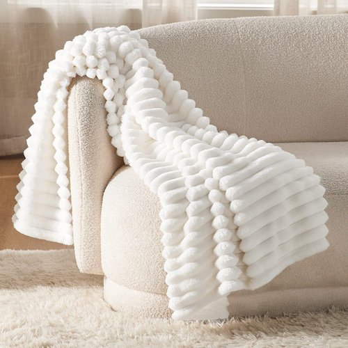 Bedsure Fleece Blanket - Soft Off-White Throw with Matching Pillow Covers | Cozy Home Decor