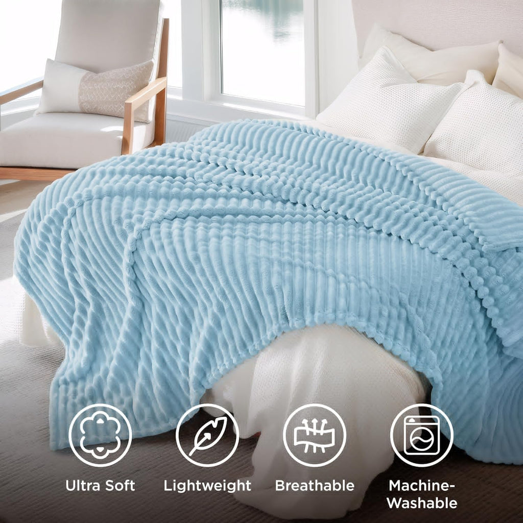Bedsure GentleSoft Full Blanket - Cozy Light Blue Fleece Throw for Couch, Perfect Birthday Gift, 84x90 Inches
